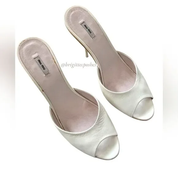 MIU MIU Patent Leather Peep Toe Heel - Picture 2 of 12